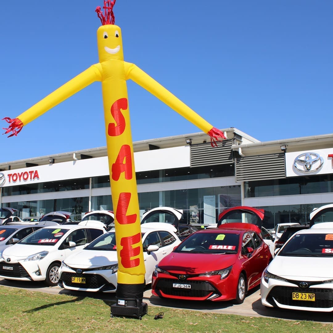 112SAYR1 Air Dancer inflatable advertising man promoting Toyota car yard sale